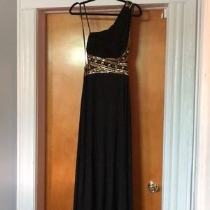 One shoulder sequence black dress